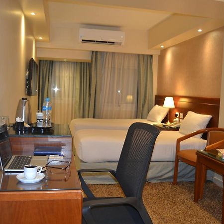Omar El Khayam Al Minya Hotel Exterior foto