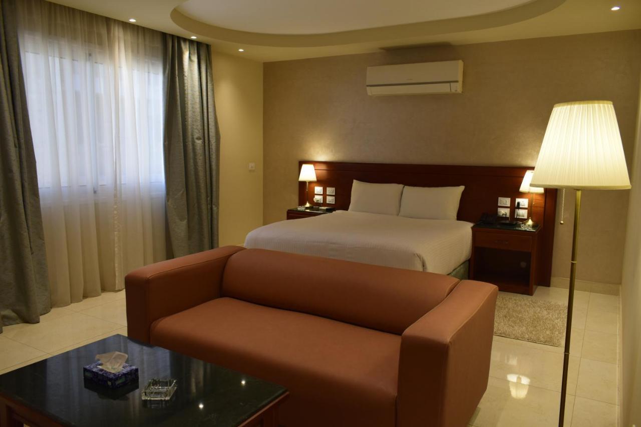 Omar El Khayam Al Minya Hotel Exterior foto