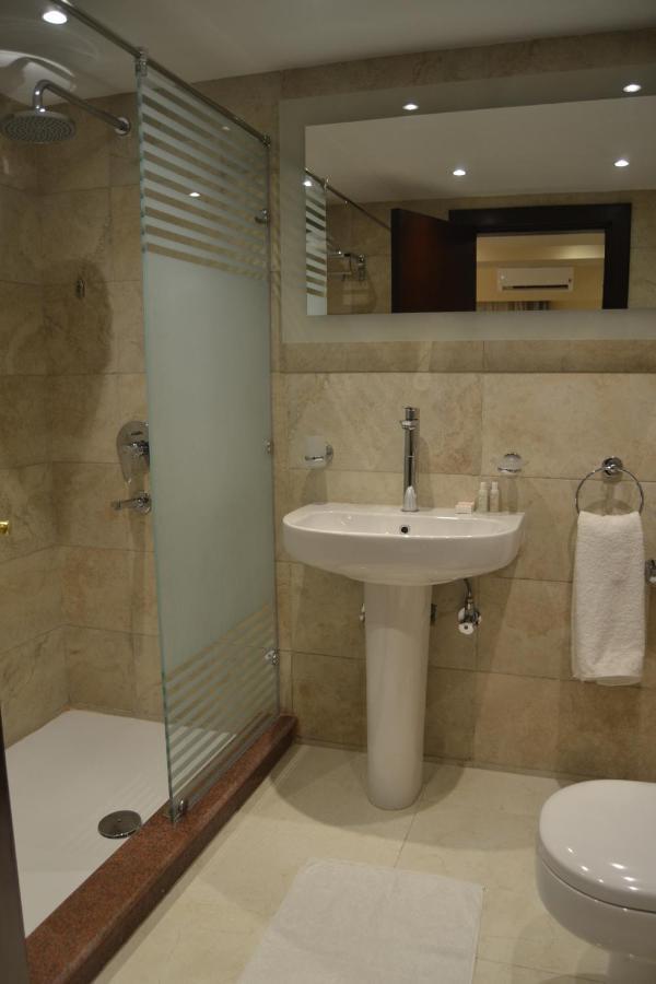 Omar El Khayam Al Minya Hotel Exterior foto