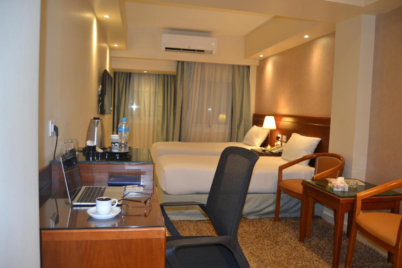 Omar El Khayam Al Minya Hotel Exterior foto